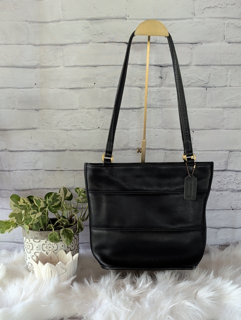 Coach Vintage Tribeca Shoulder Bag With Original Hangtag